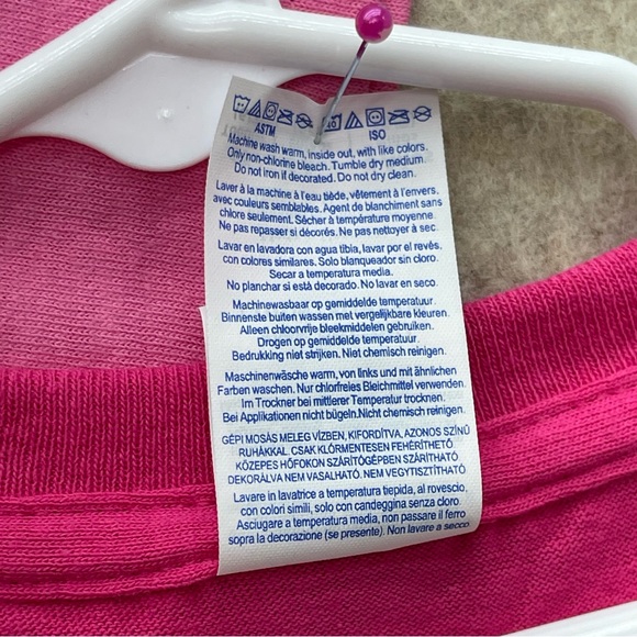 Kids NWOT Gildan Jaws Shark & Smart Unicorn Graphic Tshirts, 6T (set of two) - Picture 6 of 6